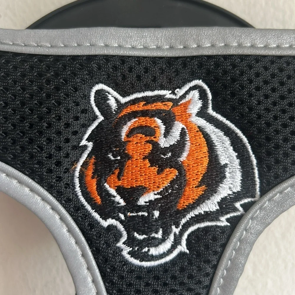 Cincinnati Bengals Pet Harness Mesh Vest Size Small NWT